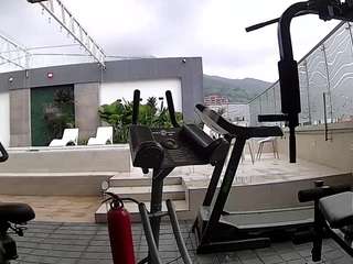 voyeurcam casa salsa gym bike